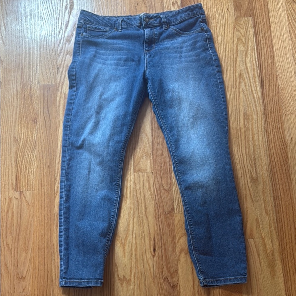 Lightweight Women’s’ Jeans by Artisan NY (10)
